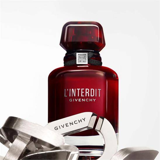 Givenchy L'Interdit Rouge EDP 50 ml Kadın Parfüm - 3